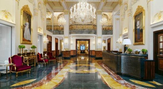 taxi transfer from vienna schwechat airport to hotel imperial vienna